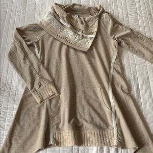 Nice Vanity long sleeved Top!